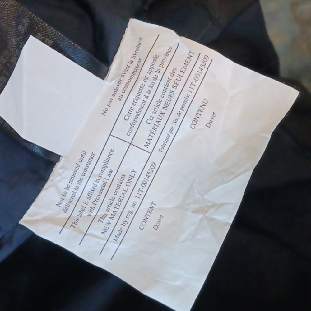 Marmot Women's 3/4 Black Puffer Jacket. - Picture 9 of 9